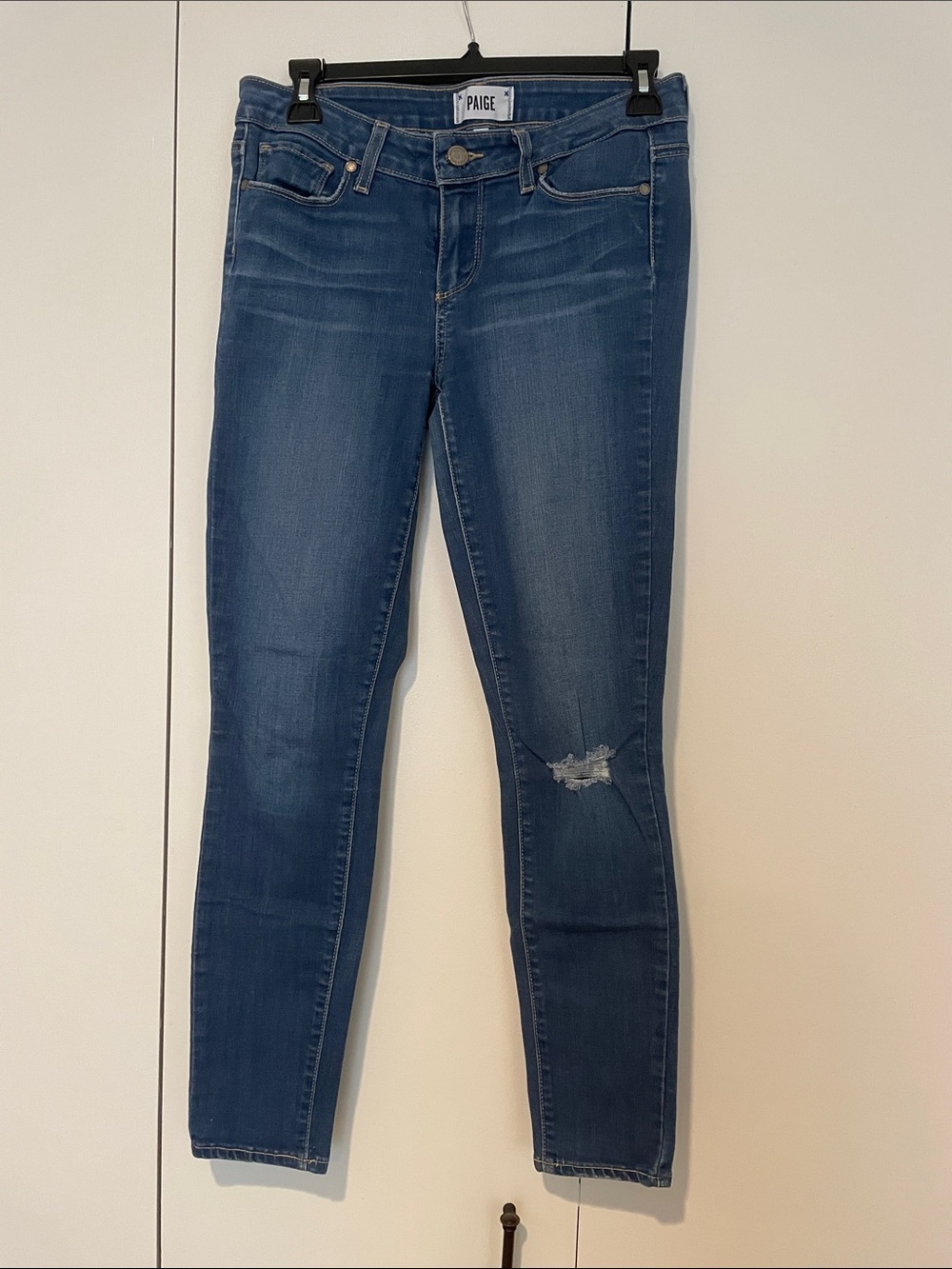 PAIGE Dark Blue Skinny Jeans with Knee Distress